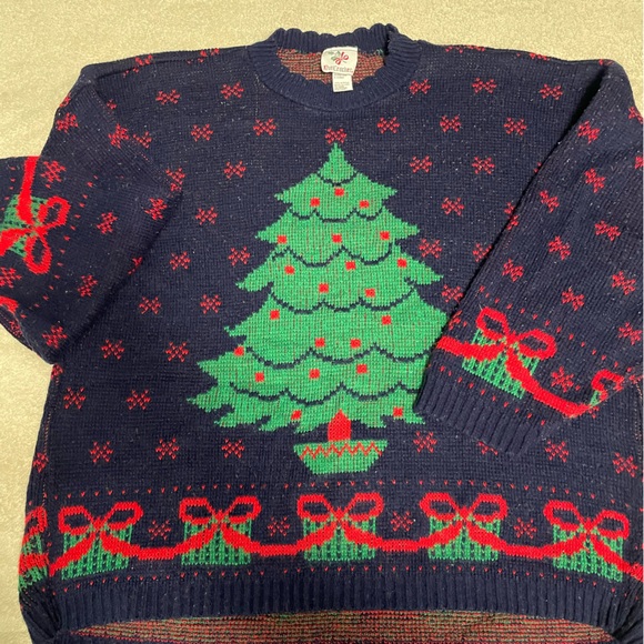 Vintage Nutcracker Christmas Tree Sweater - Picture 4 of 12